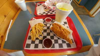 Greg's Drive In Restaurant