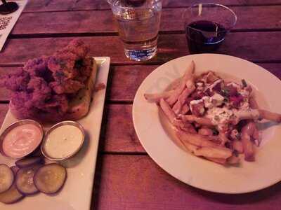 Augie's Mussel House