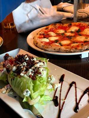 Flatbread Neapolitan Pizzeria