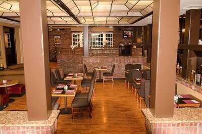 Plaza Court Restaurant