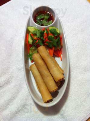 Pho Jula & Thai Cuisine