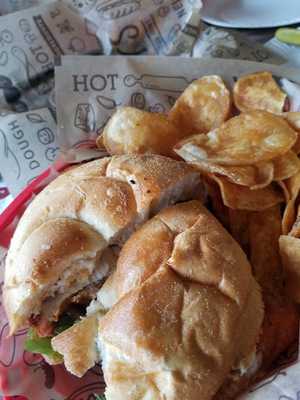 Spinners Pizza & Subs