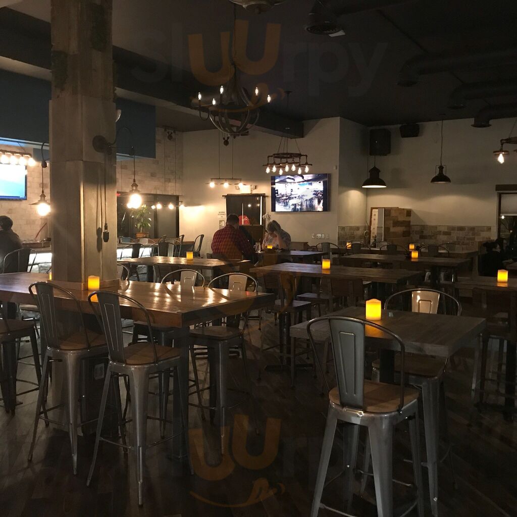 Karai Ramen + Handroll