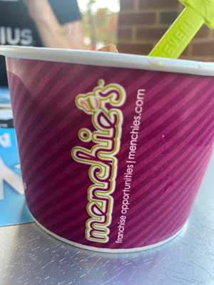 Menchie's Frozen Yogurt