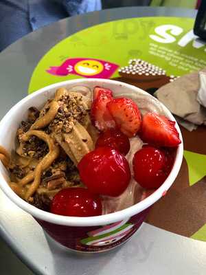 Menchie's Frozen Yogurt
