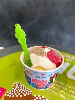 Menchie's Frozen Yogurt