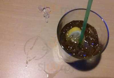 Hero's Pizzeriz & Tavern