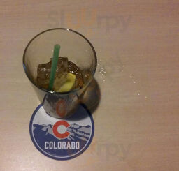 Hero's Pizzeriz & Tavern