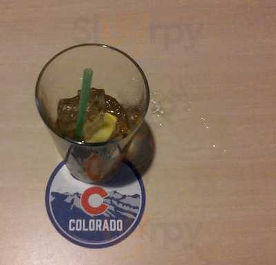 Hero's Pizzeriz & Tavern