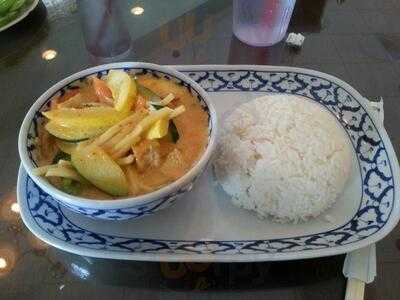 Chaiyo Thai & Sushi Bar