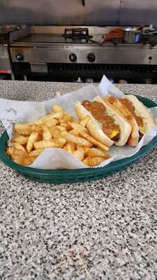 Lindy's Famous Hotdogs