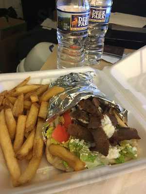 Reynolds Street Bar And Grill