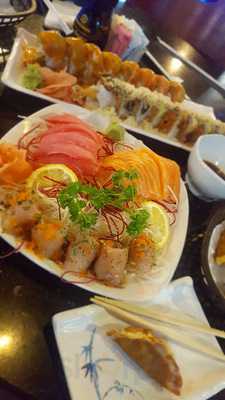 Love Sushi