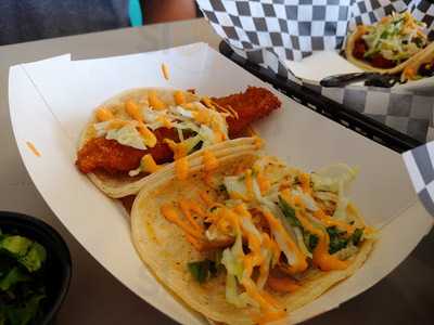 Tux & Chucks Street Food