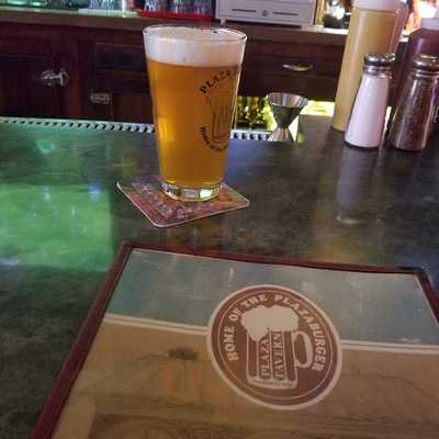 Plaza Tavern And Grill