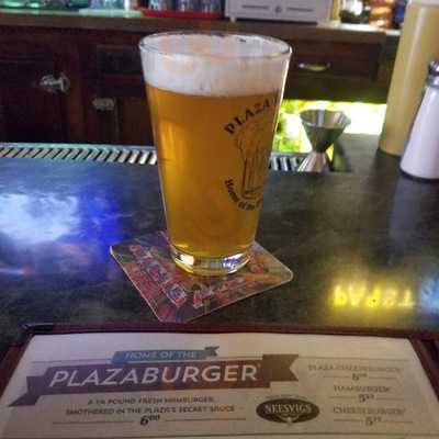 Plaza Tavern And Grill