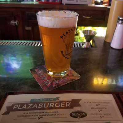 Plaza Tavern And Grill