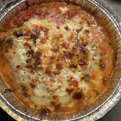 Baker's Famous Pizza