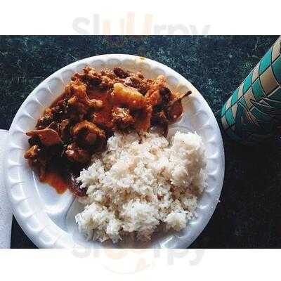 Rowena's Delight And Cake House