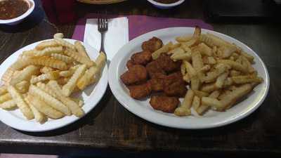 Los Aguacates Mexican Grill