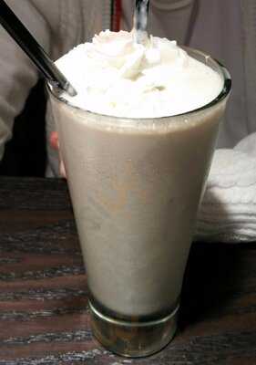 Red Robin Gourmet Burgers & Brews