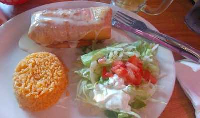 Compadres Mex Mex Grill