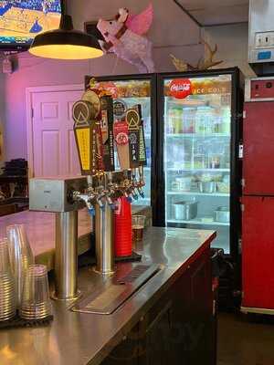 Saw's Bbq - Southside