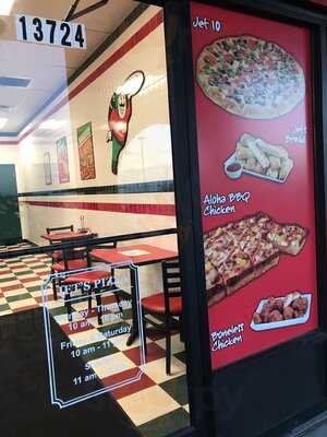 Jet's Pizza