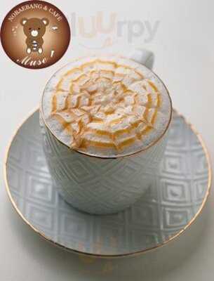 Muse Noraebang And Cafe