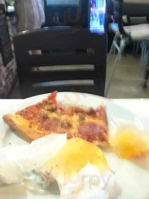 Milana's New York Pizzeria