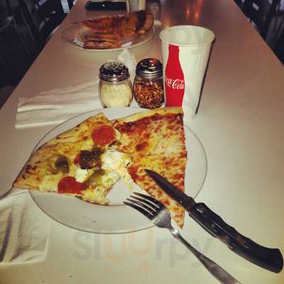 Milana's New York Pizzeria