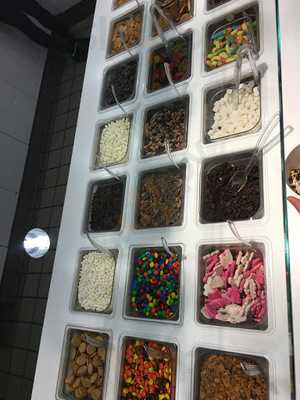 Yogurtland