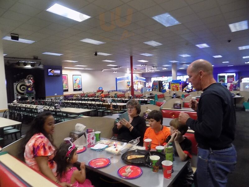 Chuck E. Cheese