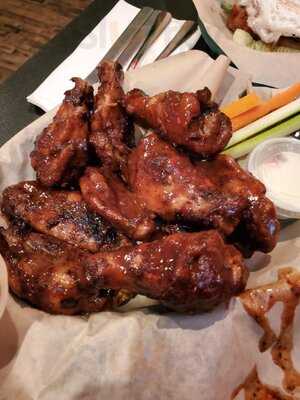 Duke's Bohemian Grove Bar