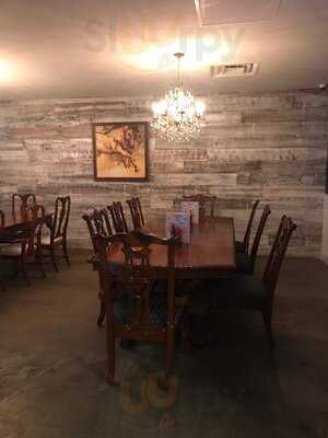 Gus World Famous Fried Chicken