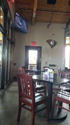 J's Corner Restaurant & Bar