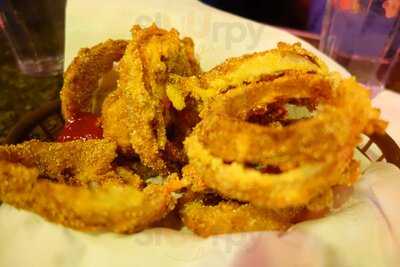 The Alley Piano Bar & Restaurant