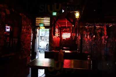 The Alley Piano Bar & Restaurant