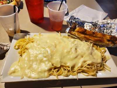 Mona Lisa Restaurant & Bar