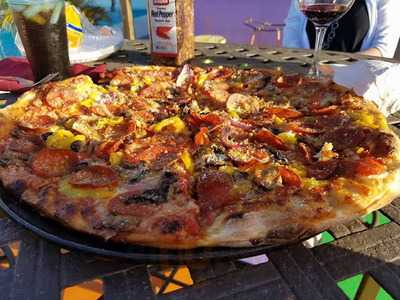 Stoned Pizza Italian Grille