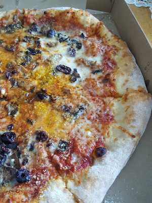 Stoned Pizza Italian Grille