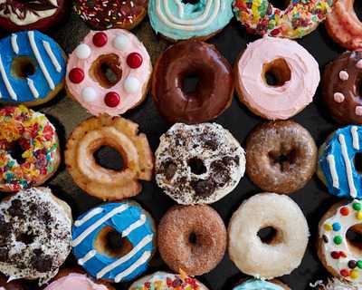 Yb's Daylight Donuts