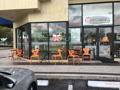 Tutti Frutti Frozen Yogurt