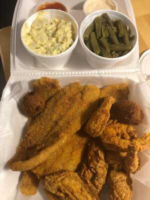 Sam's Southern Eatery
