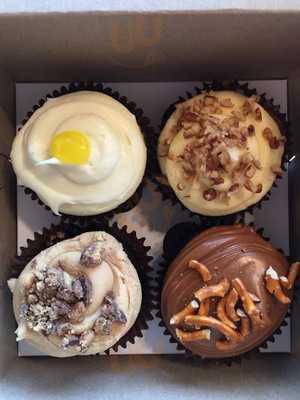 Smallcakes Cupcakery, Creamery & Coffee Bar