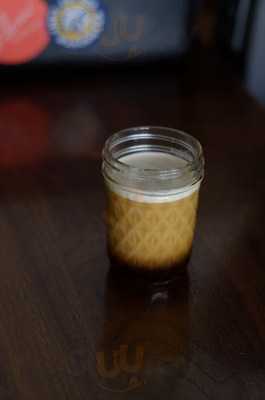 Crescendo Espresso Bar + Music Cafe