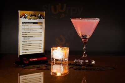 Halftime Bar & Grill