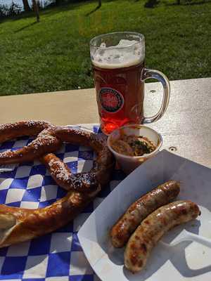 Biergarten At Olbrich Park