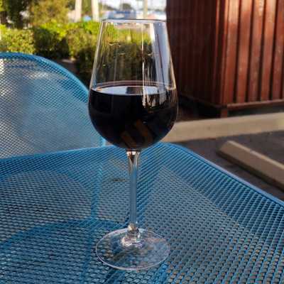 Jj's Market & Delicatessen