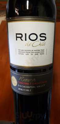 Jj's Market & Delicatessen